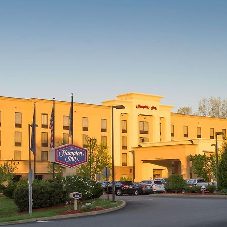 Hampton By Hilton Brattleboro Hotel Екстериор снимка