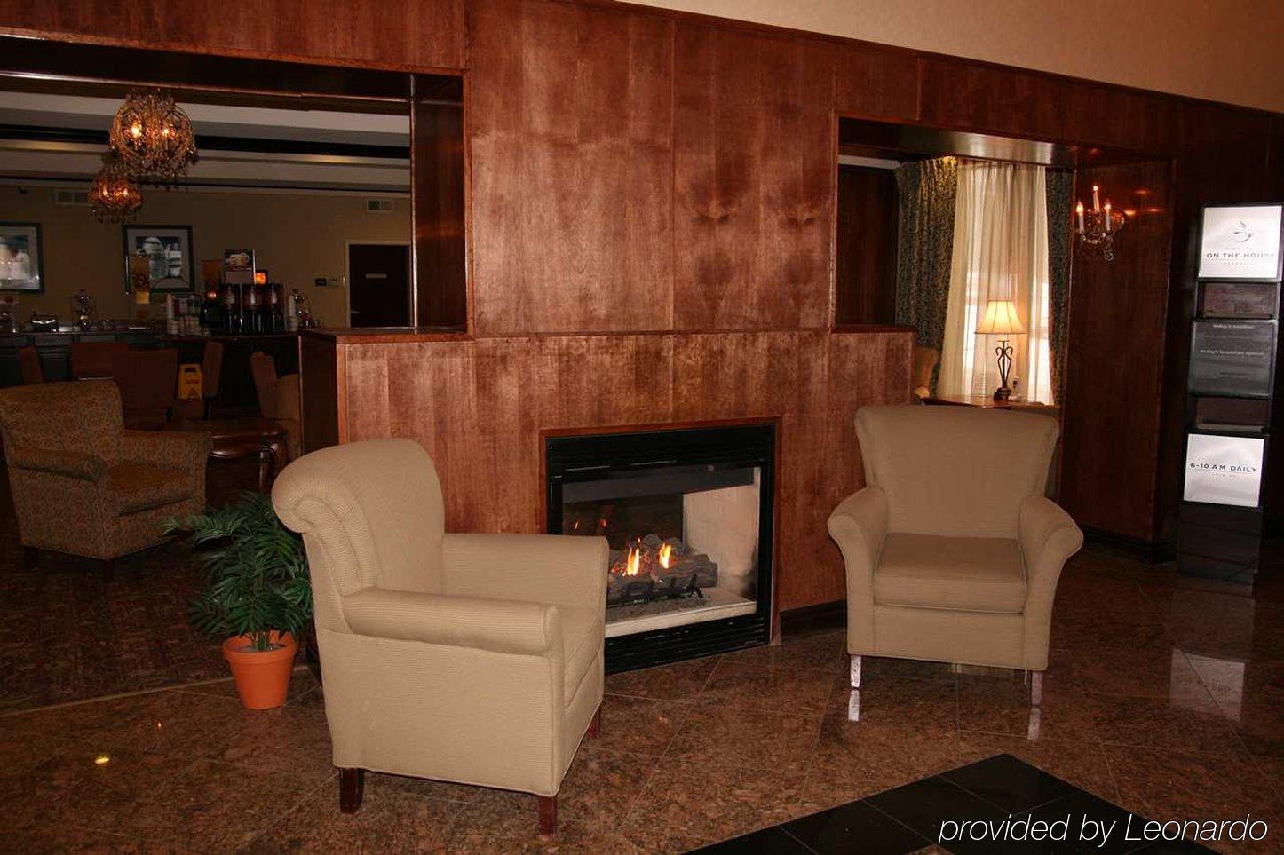 Hampton By Hilton Brattleboro Hotel Интериор снимка